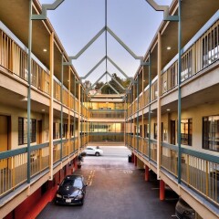 Отель Best Western Hollywood Plaza Inn США, Лос-Анджелес - отзывы, цены и фото номеров - забронировать отель Best Western Hollywood Plaza Inn онлайн фото 4