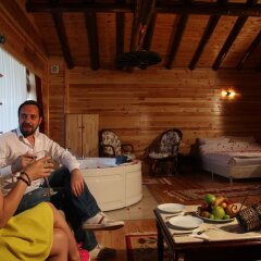 Abant Kartal Yuvasi Hotel Турция, Болу - отзывы, цены и фото номеров - забронировать отель Abant Kartal Yuvasi Hotel онлайн интерьер отеля