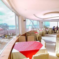 Отель HaiDuong Intourco Resort питание фото 2