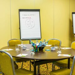 Отель Courtyard By Marriott Pilsen Пльзень питание