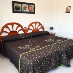 Отель Casa Angelina Эль-Грове комната для гостей фото 5