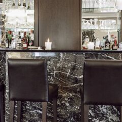 Plaza Tour Eiffel Hotel гостиничный бар