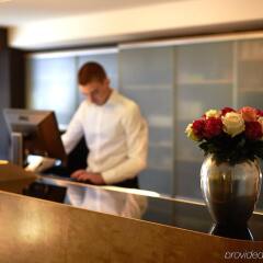 Helmhaus Swiss Quality Hotel интерьер отеля
