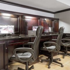 Отель Best Western Plus City Centre/Centre-Ville Канада, Квебек - отзывы, цены и фото номеров - забронировать отель Best Western Plus City Centre/Centre-Ville онлайн спа фото 2