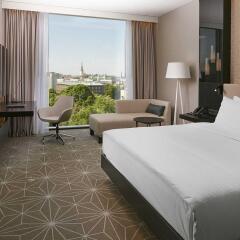 Отель Hilton Tallinn Park комната для гостей фото 4