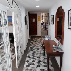 Отель Hostal Micaela интерьер отеля фото 2