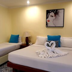 Отель Sabai Resort Pattaya сейф в номере