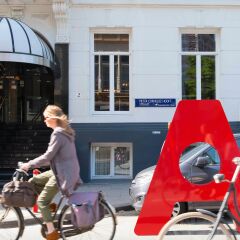 Отель Apollo Museumhotel Amsterdam City Centre Амстердам спортивное сооружение