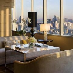 Отель JW Marriott Hotel Seoul Южная Корея, Сеул - 1 отзыв об отеле, цены и фото номеров - забронировать отель JW Marriott Hotel Seoul онлайн гостиничный бар