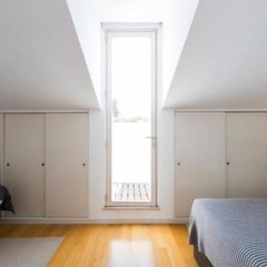 Отель Ola Lisbon - Principe Real IV Лиссабон сейф в номере