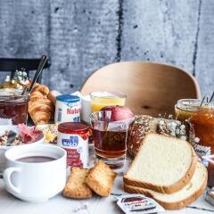 Отель B&B Hôtel Auxerre Bourgogne питание