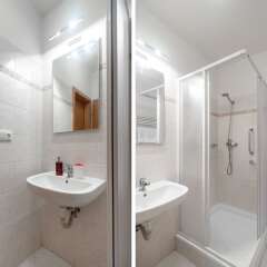 Апартаменты Spacious Apartments in Heart of Prague ванная