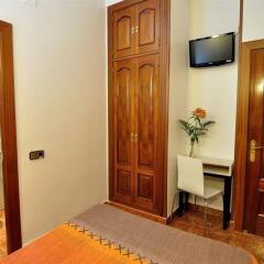 Отель Hostal Castilla I Испания, Мадрид - отзывы, цены и фото номеров - забронировать отель Hostal Castilla I онлайн фото 2