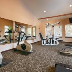 Отель Best Western Plus Greenwell Inn фитнесс-зал