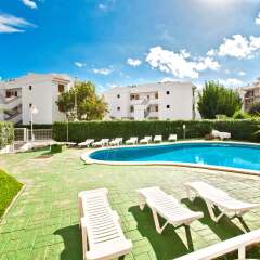 Отель Apartamentos Llevant бассейн фото 2