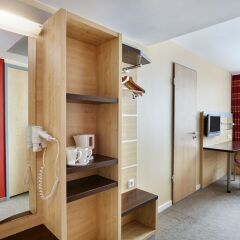 Отель Holiday Inn Express Berlin City Centre-West удобства в номере фото 2