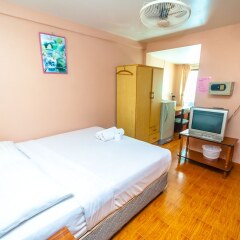 Отель The Siam Guest House Таиланд, Паттайя - 1 отзыв об отеле, цены и фото номеров - забронировать отель The Siam Guest House онлайн сейф в номере