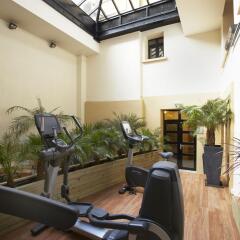 Отель Citadines Saint-Germain-des-Prés Paris спортивное сооружение