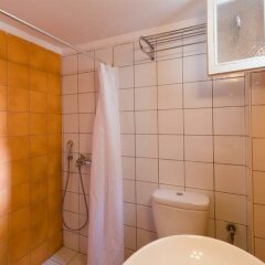 Отель Kamari Blu Греция, Остров Санторини - отзывы, цены и фото номеров - забронировать отель Kamari Blu онлайн ванная