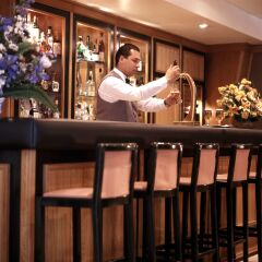 Отель VIP Executive Marquês Aparthotel гостиничный бар