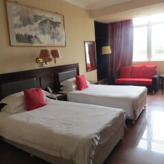 Отель Guangdong Youth Hostel Китай, Гуанчжоу - отзывы, цены и фото номеров - забронировать отель Guangdong Youth Hostel онлайн комната для гостей фото 4