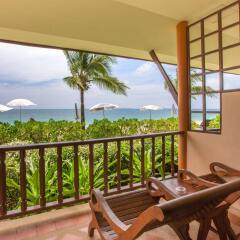Отель Lanta Casuarina Beach Resort балкон