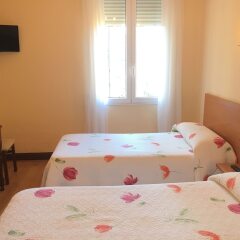 Отель Hostal La Mexicana комната для гостей фото 5