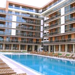 Отель Pomorie Bay Apartments and Spa Болгария, Поморие - отзывы, цены и фото номеров - забронировать отель Pomorie Bay Apartments and Spa онлайн бассейн