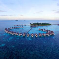 Отель Centara Grand Island Resort & Spa Maldives All Inclusive пляж фото 2