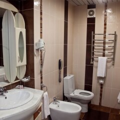 Гостиница Октябрьская в Курске - забронировать гостиницу Октябрьская, цены и фото номеров Курск ванная