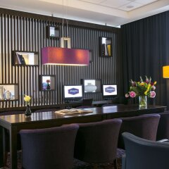 Отель Hampton by Hilton Amsterdam Airport Schiphol Нидерланды, Хофддорп - 1 отзыв об отеле, цены и фото номеров - забронировать отель Hampton by Hilton Amsterdam Airport Schiphol онлайн интерьер отеля фото 3