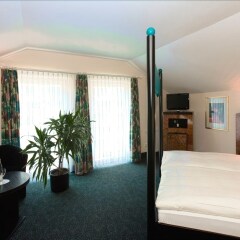 Отель Centro Hotel Vier Jahreszeiten Германия, Лейпциг - 2 отзыва об отеле, цены и фото номеров - забронировать отель Centro Hotel Vier Jahreszeiten онлайн комната для гостей