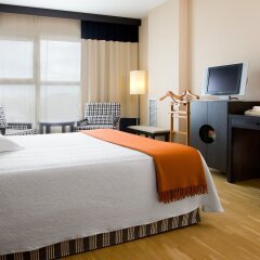 Отель NH Valencia Center Испания, Валенсия - отзывы, цены и фото номеров - забронировать отель NH Valencia Center онлайн комната для гостей фото 3