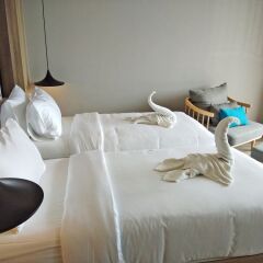 Отель The Lake Chalong Resort спа