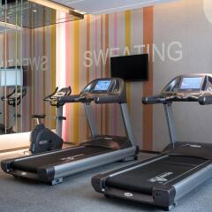 Отель Mercure Shanghai Hongqiao Airport Китай, Шанхай - отзывы, цены и фото номеров - забронировать отель Mercure Shanghai Hongqiao Airport онлайн фитнесс-зал фото 2