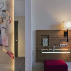 Отель Moxy Vienna Airport спа
