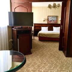 Гостиница Азия в Краснодаре 6 отзывов об отеле, цены и фото номеров - забронировать гостиницу Азия онлайн Краснодар удобства в номере