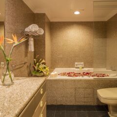 Апартаменты Norfolk Mansion Luxury Serviced Apartment ванная