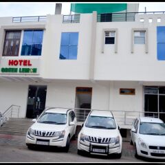 OYO 6697 Hotel Green Lemon парковка