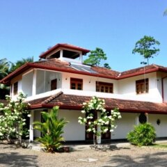 Отель Sakura Villa парковка