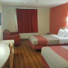 Отель Motel 6 Niagara Falls - New York США, Ниагара-Фолс - отзывы, цены и фото номеров - забронировать отель Motel 6 Niagara Falls - New York онлайн комната для гостей фото 2