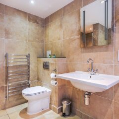 Tophams Hotel in London, United Kingdom from 358$, photos, reviews - zenhotels.com bathroom