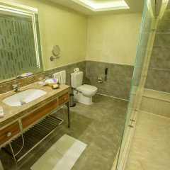 Отель Dana Beach Resort Египет, Хургада - 2 отзыва об отеле, цены и фото номеров - забронировать отель Dana Beach Resort онлайн ванная
