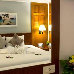 On Hotel Phuket комната для гостей фото 5