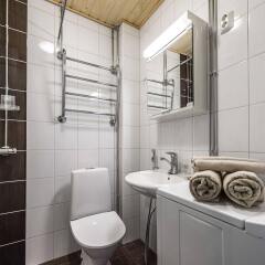 Апартаменты Citykoti Downtown Apartments Хельсинки ванная