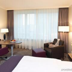 Отель Leonardo Royal Hotel Düsseldorf Königsallee Германия, Дюссельдорф - 3 отзыва об отеле, цены и фото номеров - забронировать отель Leonardo Royal Hotel Düsseldorf Königsallee онлайн удобства в номере фото 2