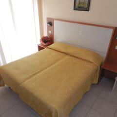 Hotel Sport Римини комната для гостей