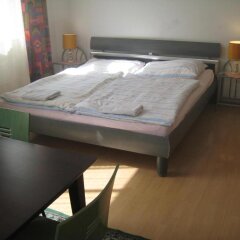 Отель HappyHostel Австрия, Вена - отзывы, цены и фото номеров - забронировать отель HappyHostel онлайн сейф в номере