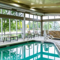 Отель Cambria Suites Columbus/Polaris Колумбус бассейн фото 2