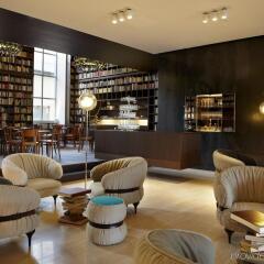 B2 Boutique Hotel + Spa интерьер отеля